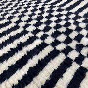 Tapis berbere blanc et noir fait main