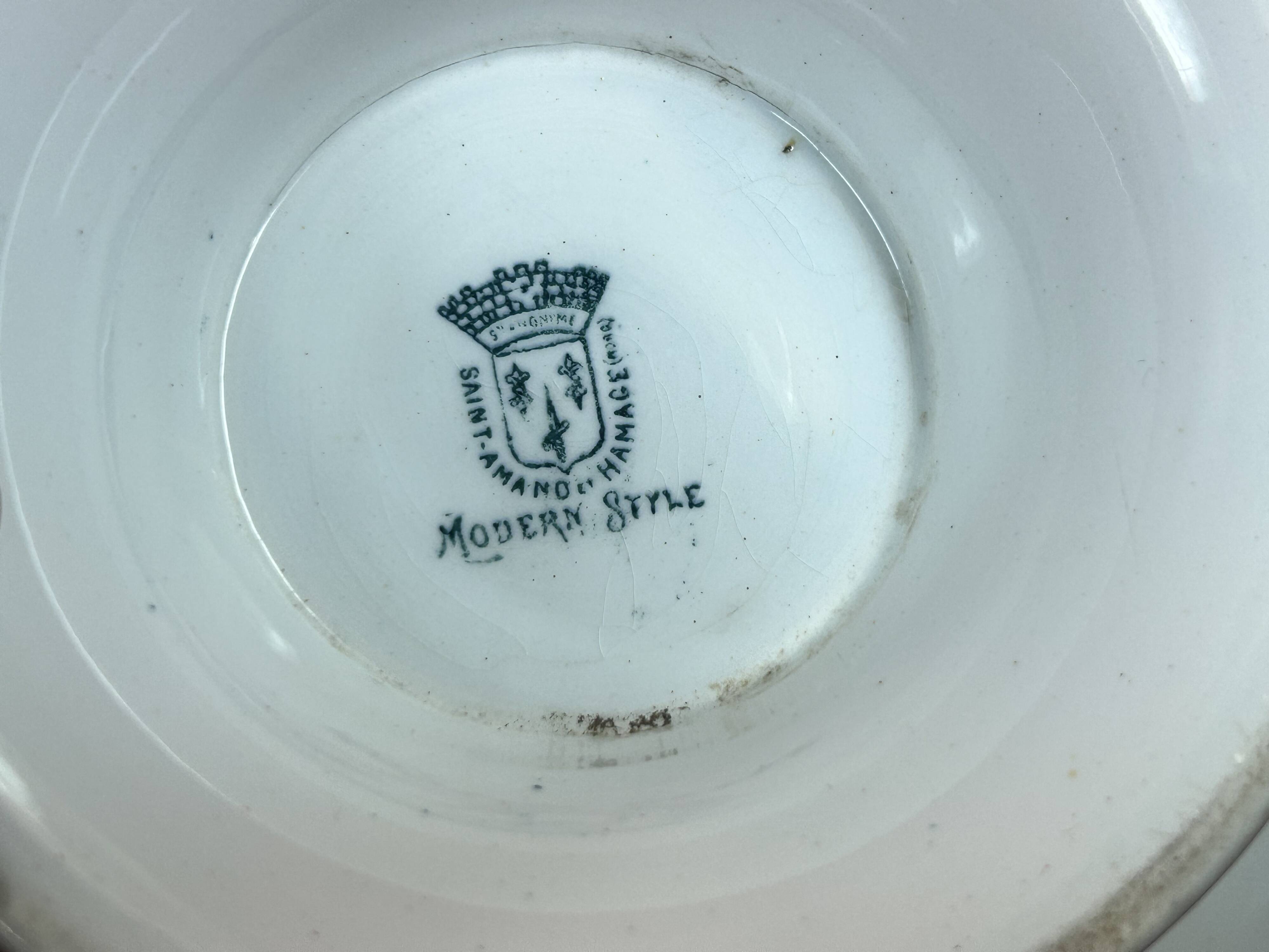 Soup tureen or vegetable dish Modern Style by Hamage Saint Amand