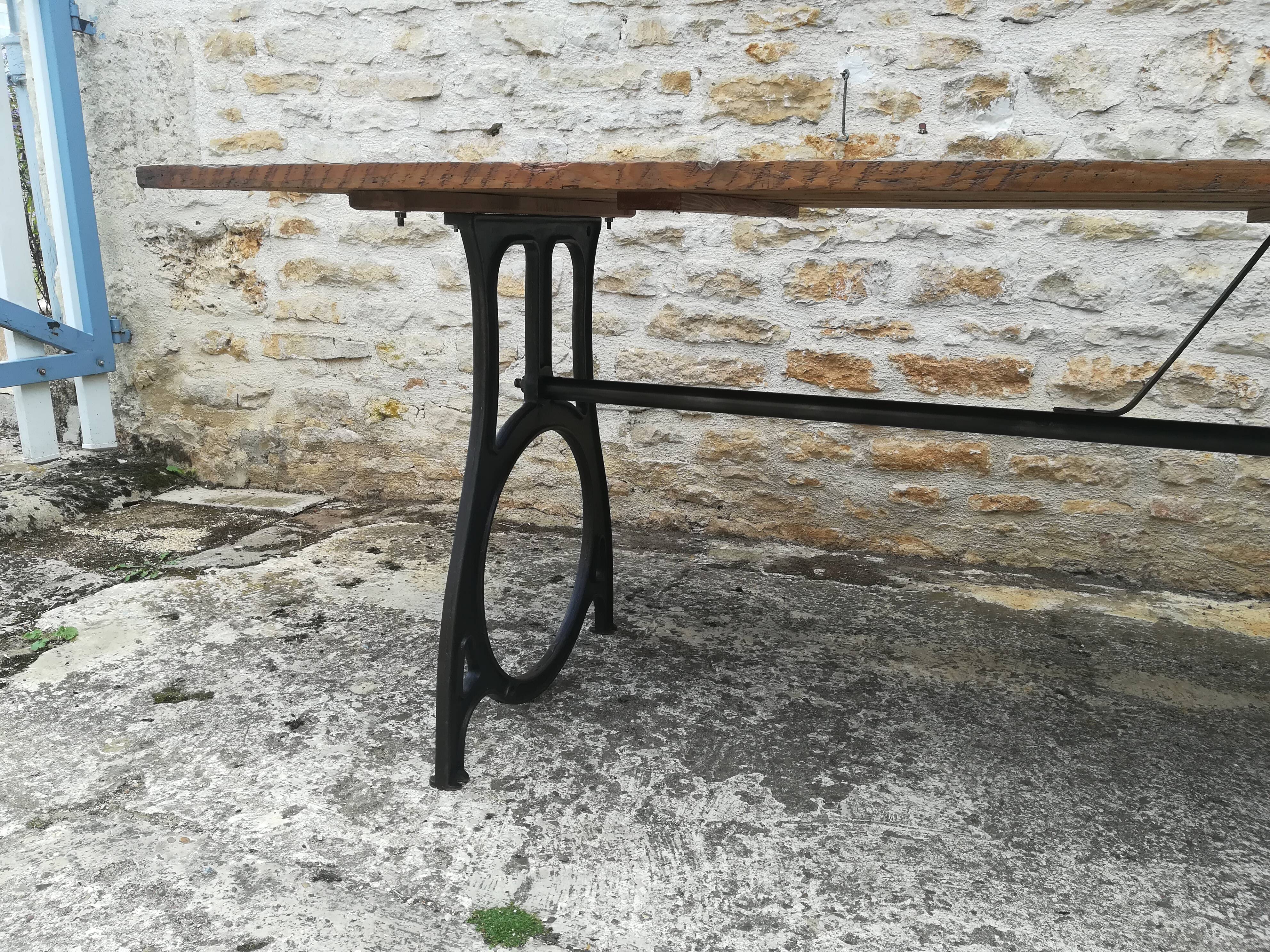 Industrial table