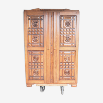 Armoire bretonne