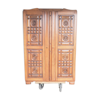 Armoire bretonne