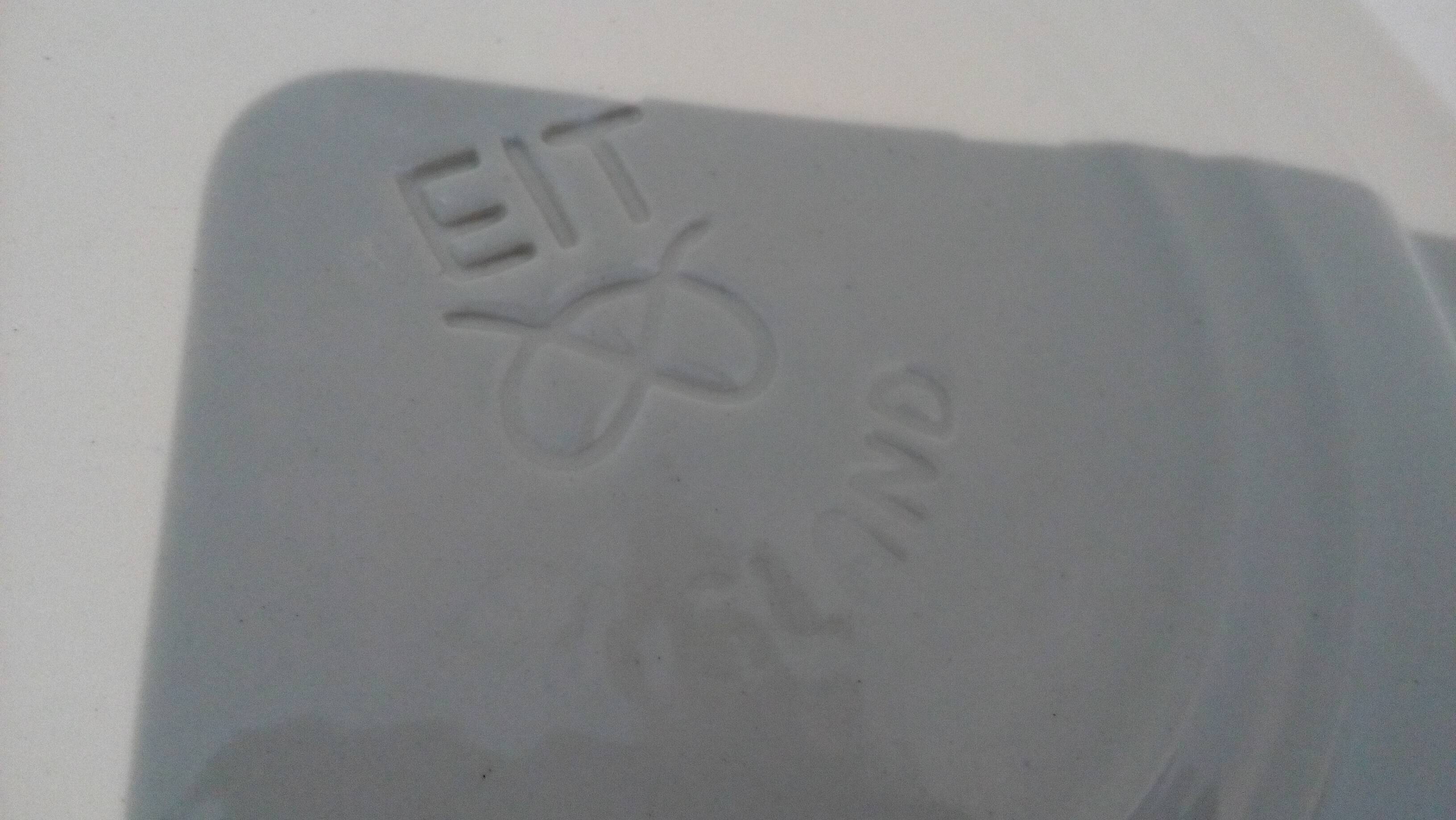 English dessert plates