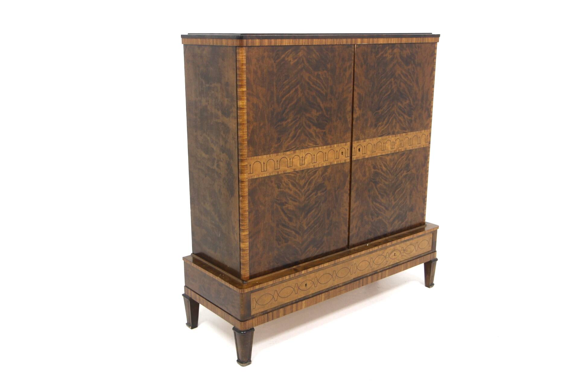 Scandinavian rosewood cabinet, Swedish modern, Sweden, 1920