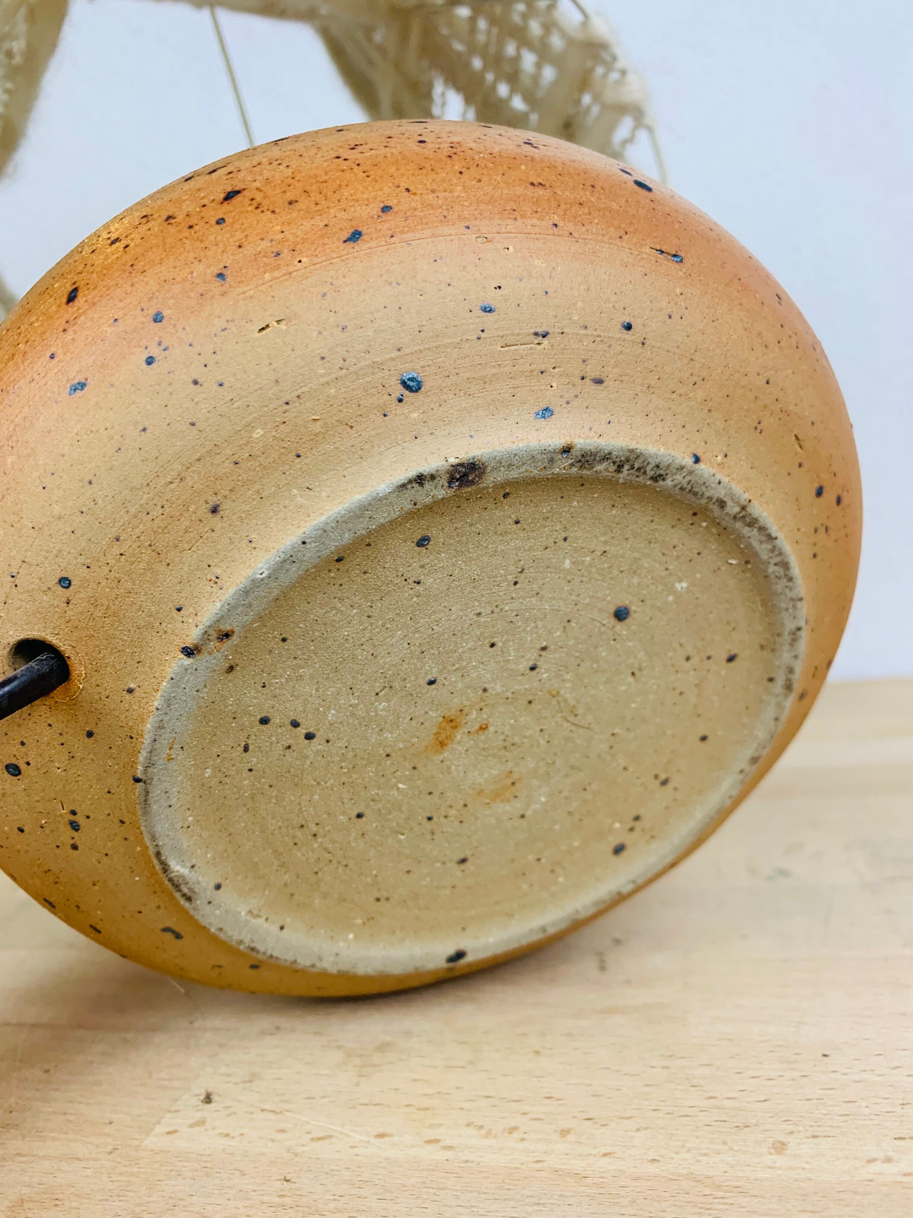 Lamp sandstone lampshade wool workshop 7 suns by Bernadette Ver Eecke Scherrer
