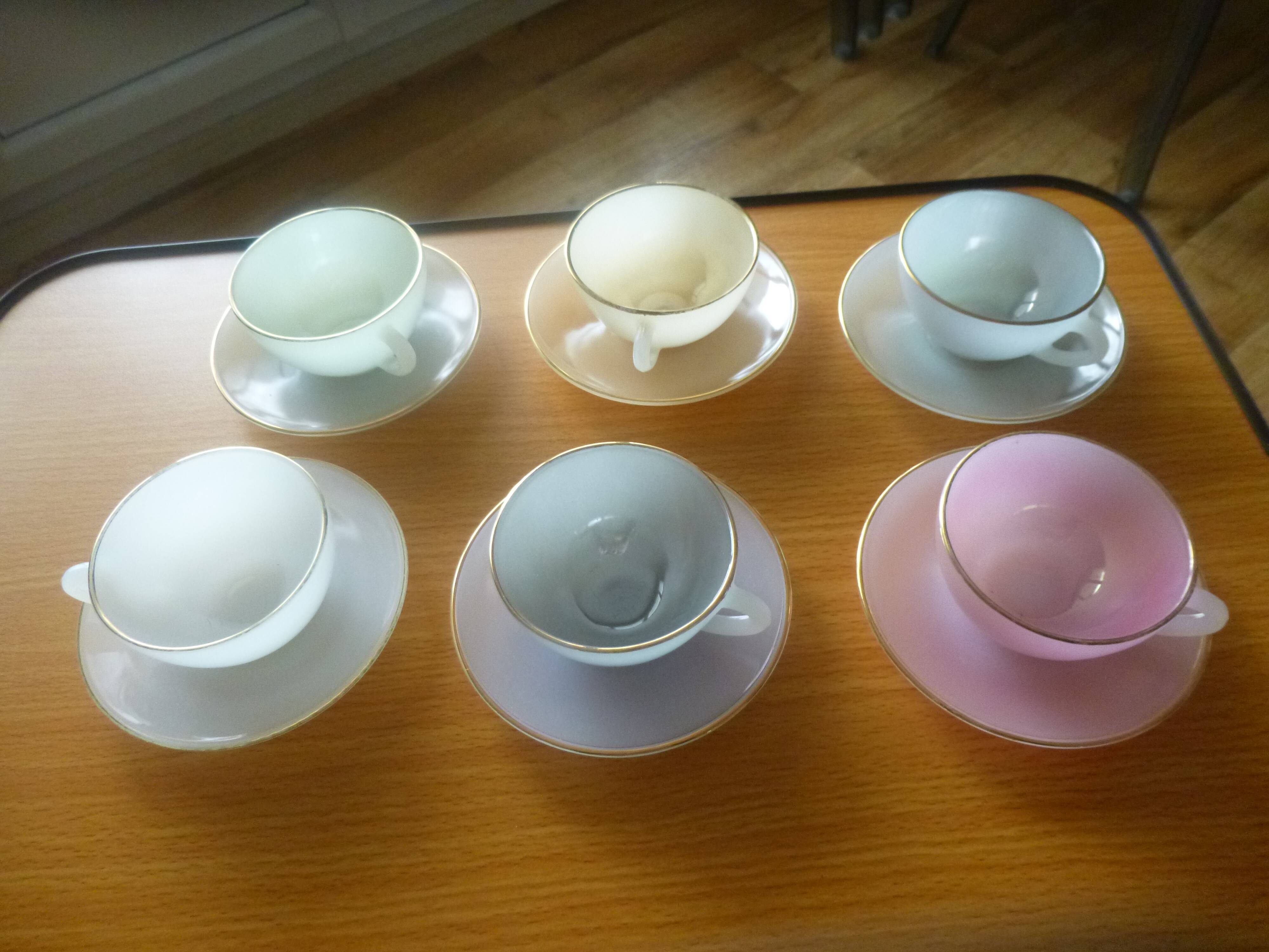 Harlequin coffee service by Arcopal