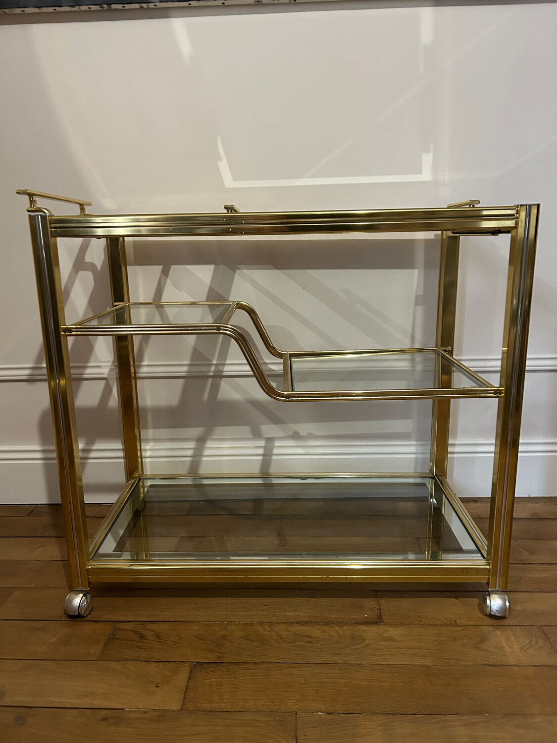 Dessert or mobile bar