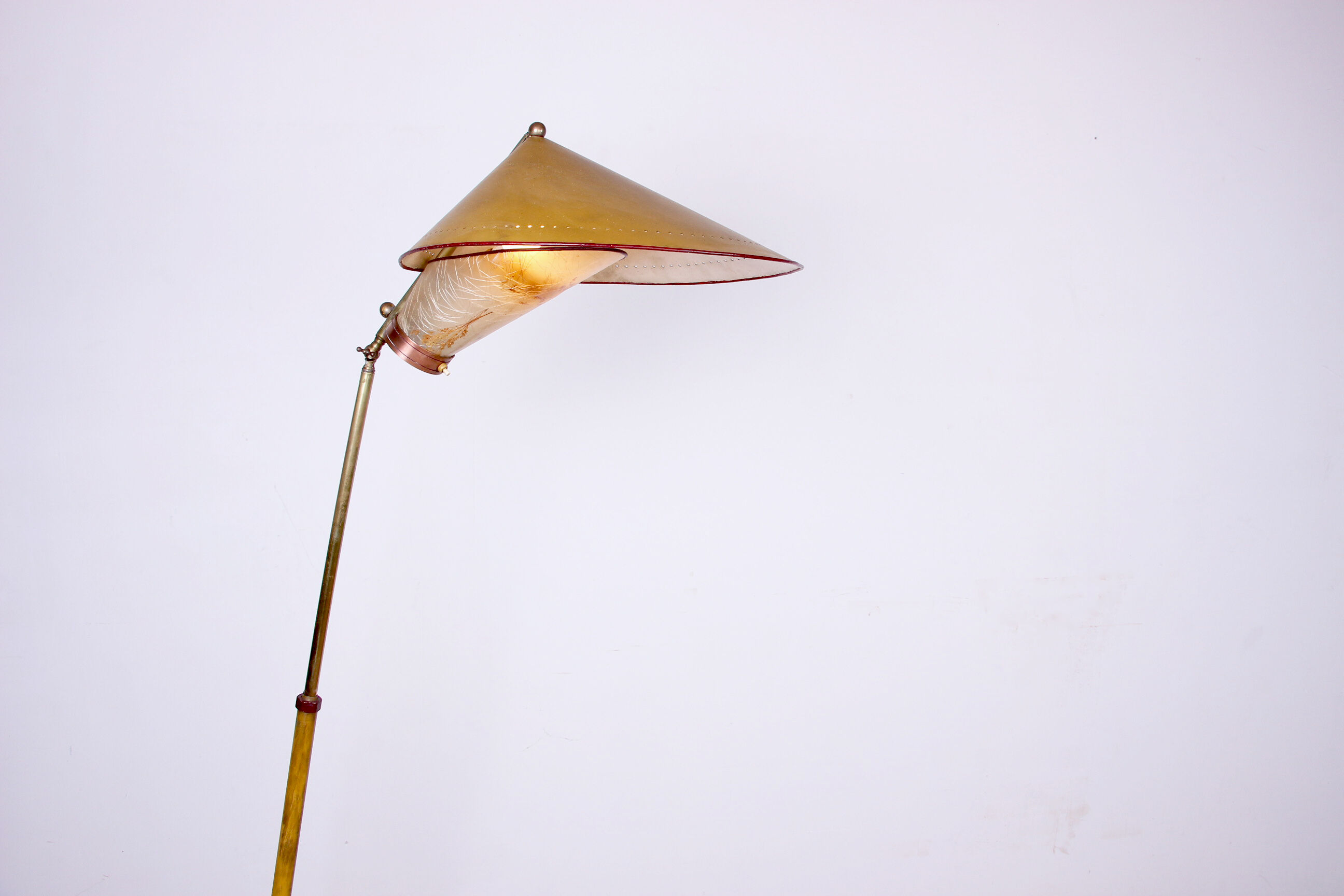 Italian brass floor lamp with conical shaft, adjustable in tilt and height, 1950