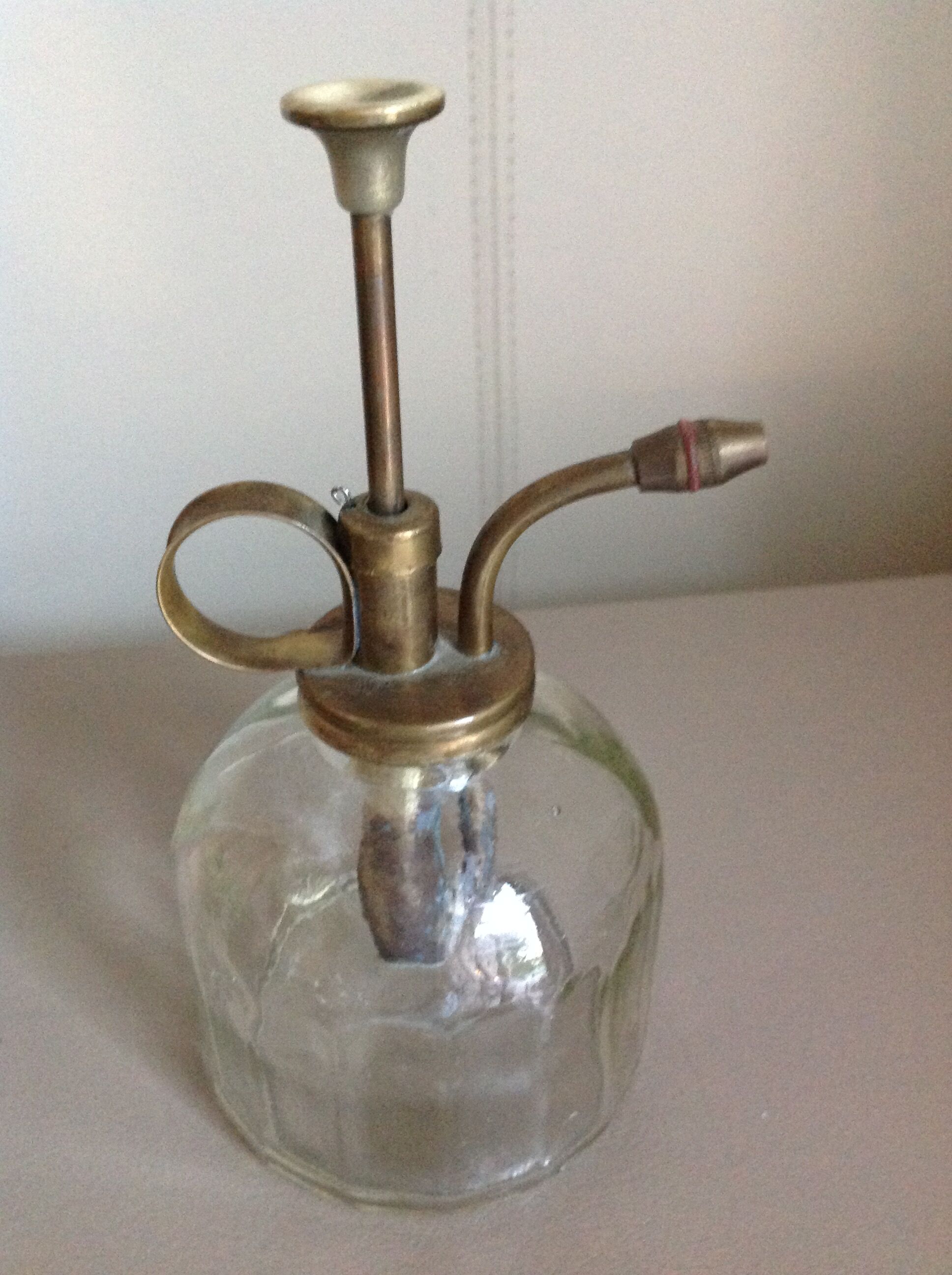 Former ribbed glass vaporizer vintage 70