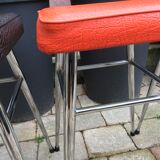 In leatherette vintage stools