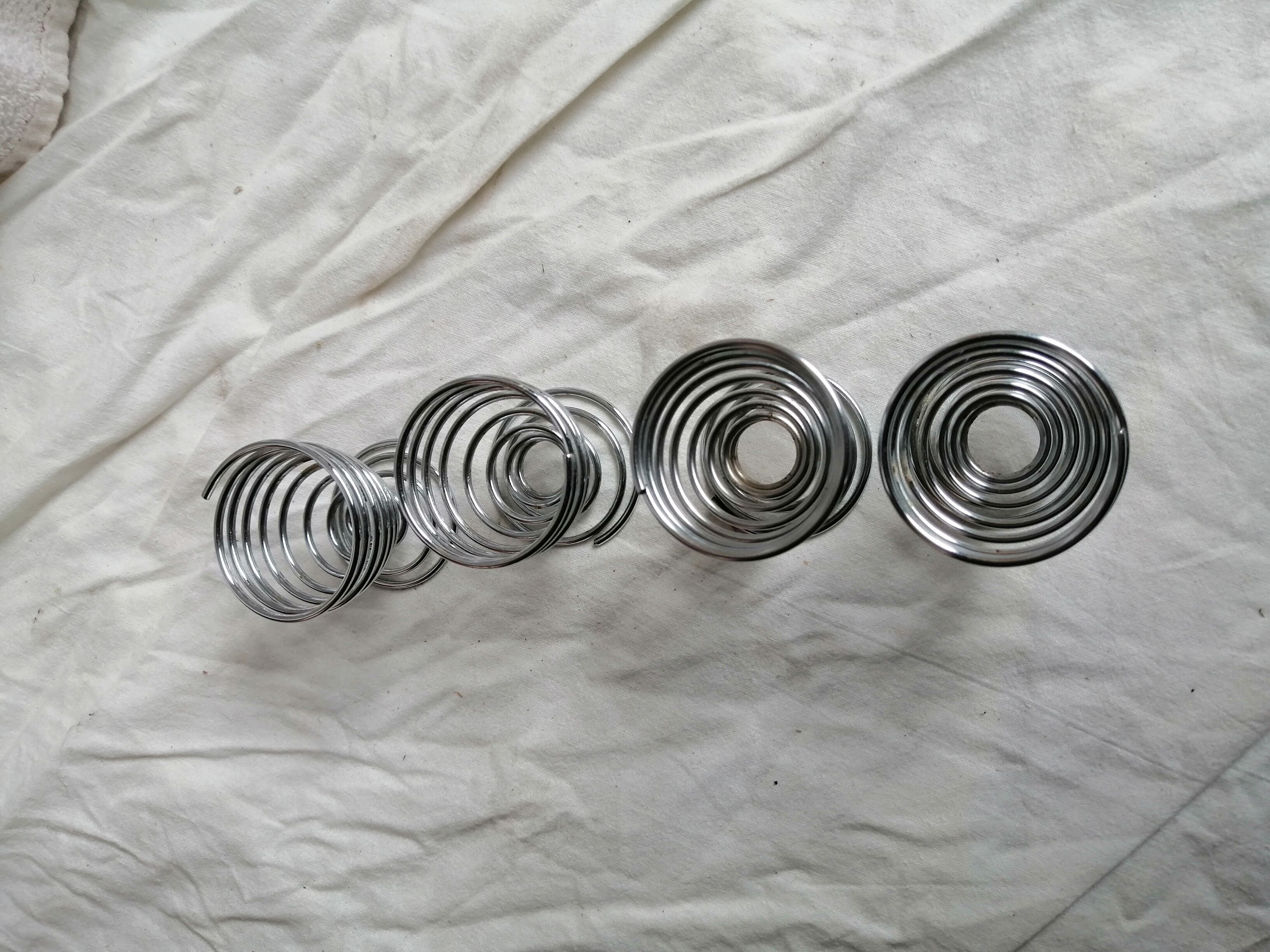 Coquetier vintage spring 1970