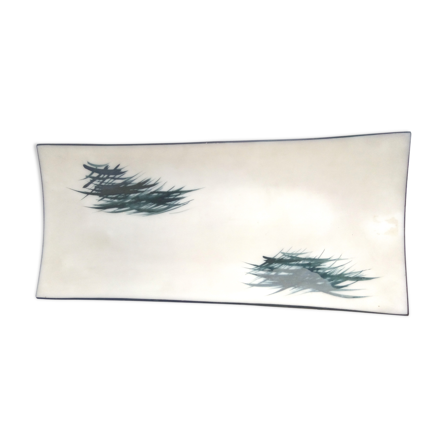 Bernard Gilbert's XL dish in opaline