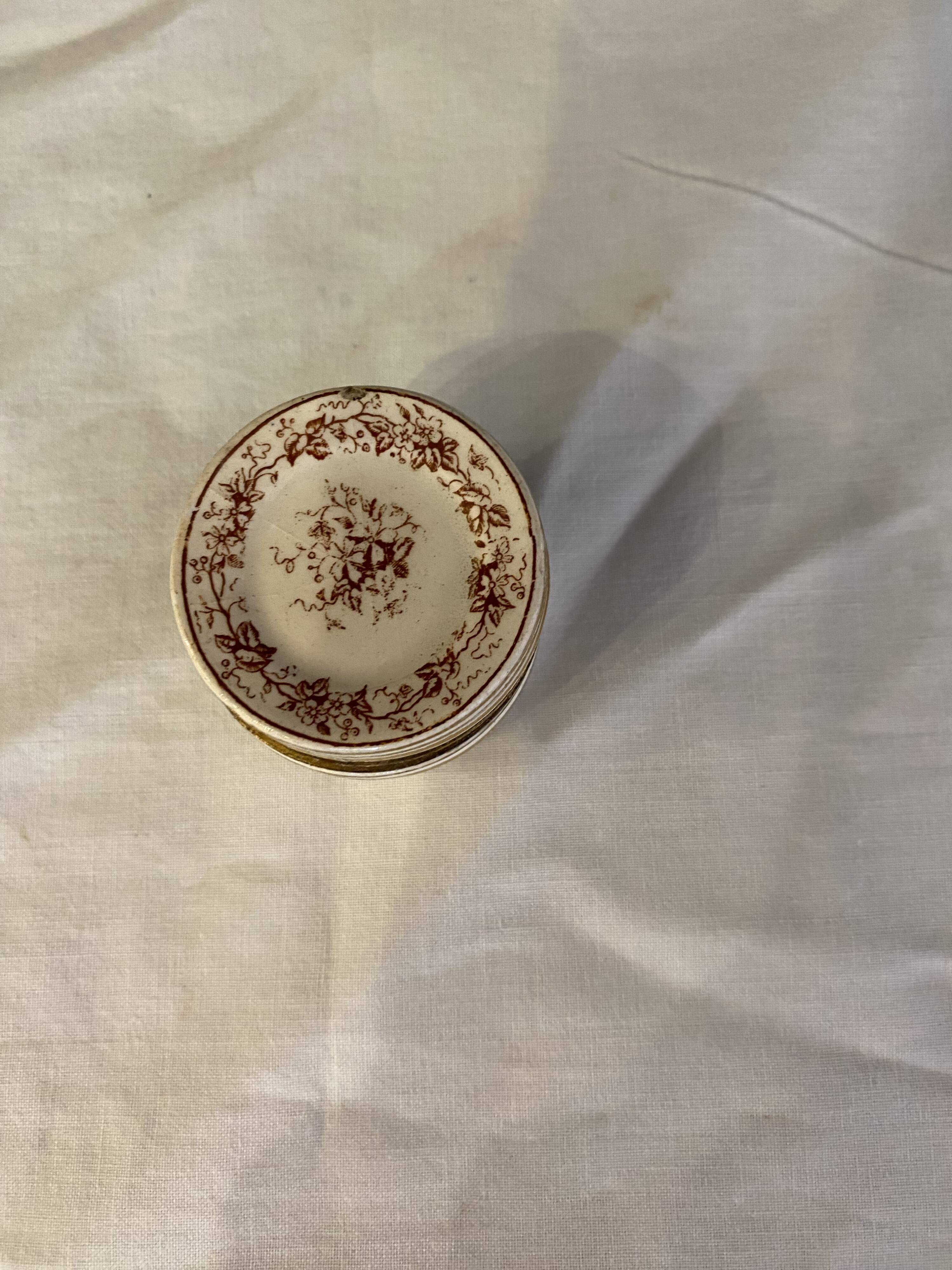 Petit Bougeoir En Porcelaine - Décor Fleur - Blanc - Occasion Très Bon état