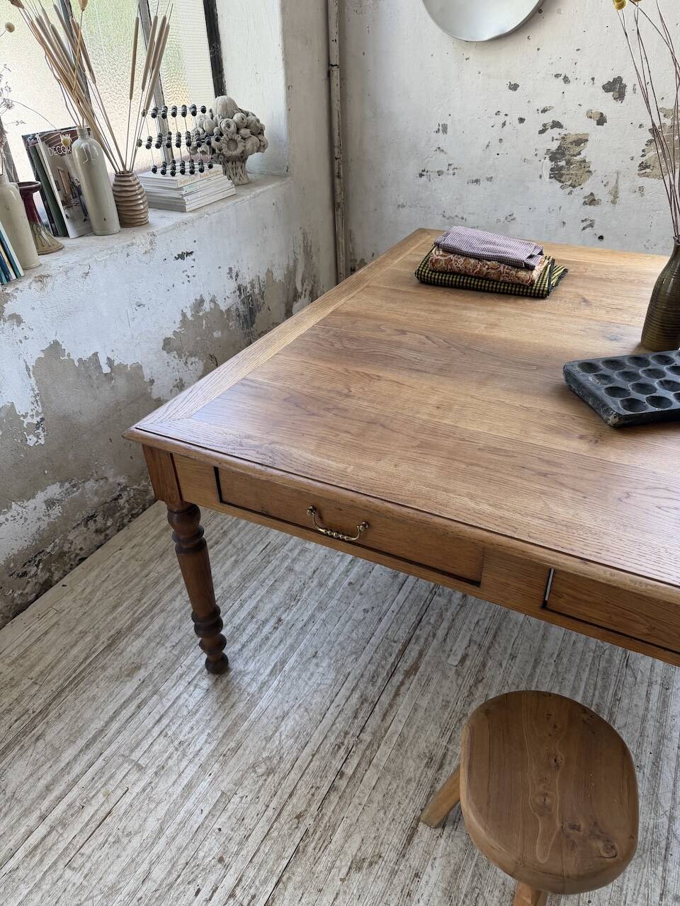 Grande table de ferme XL chêne « carrée » conférence 1950
