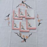 Nappe à thé ancienne avec serviettes
