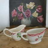Duo of gravy boats