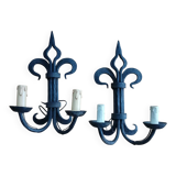 Paire d’appliques en fer forgé Lys de château Français