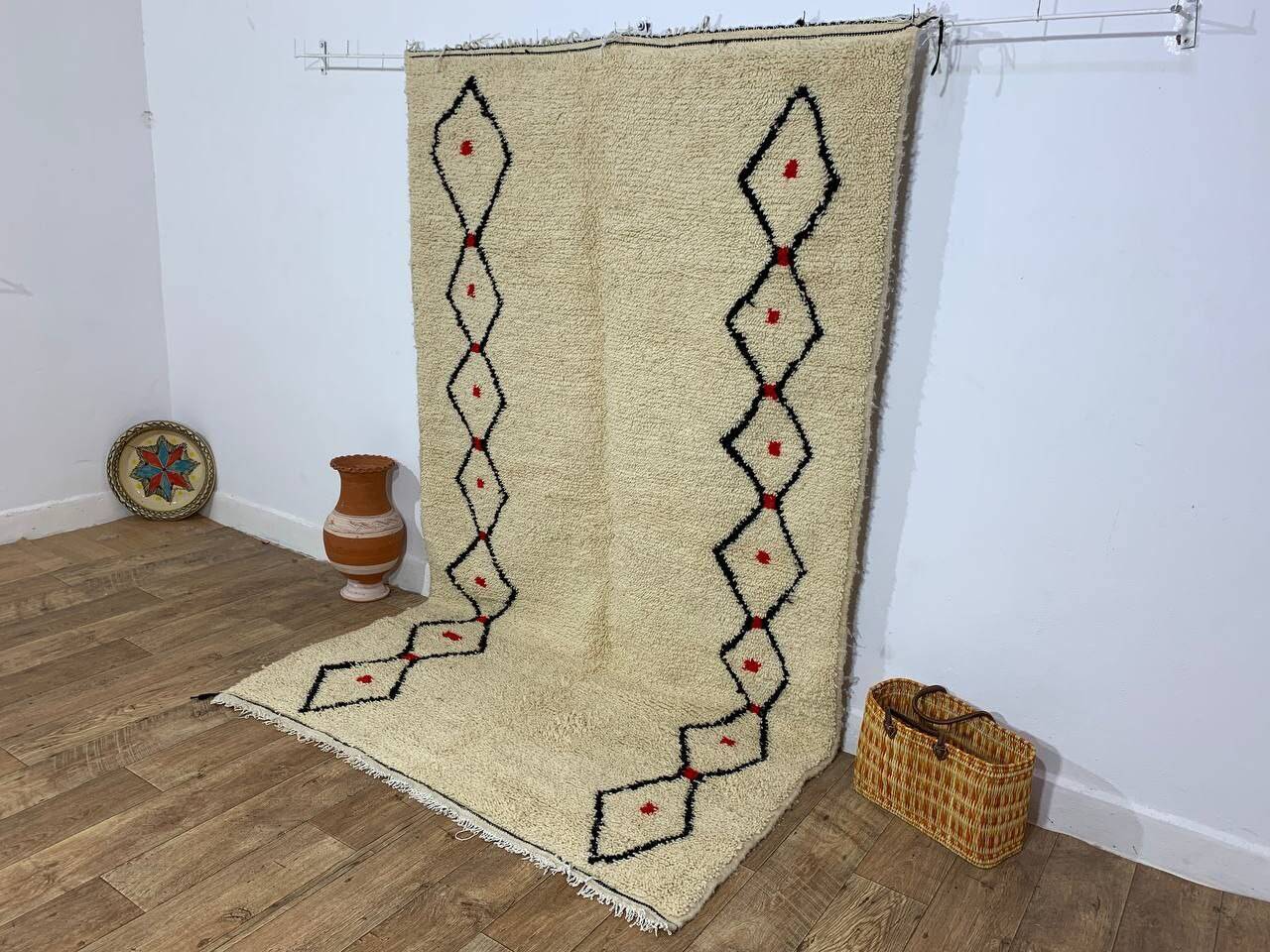 Handmade Moroccan Berber rug 253 X 153 CM