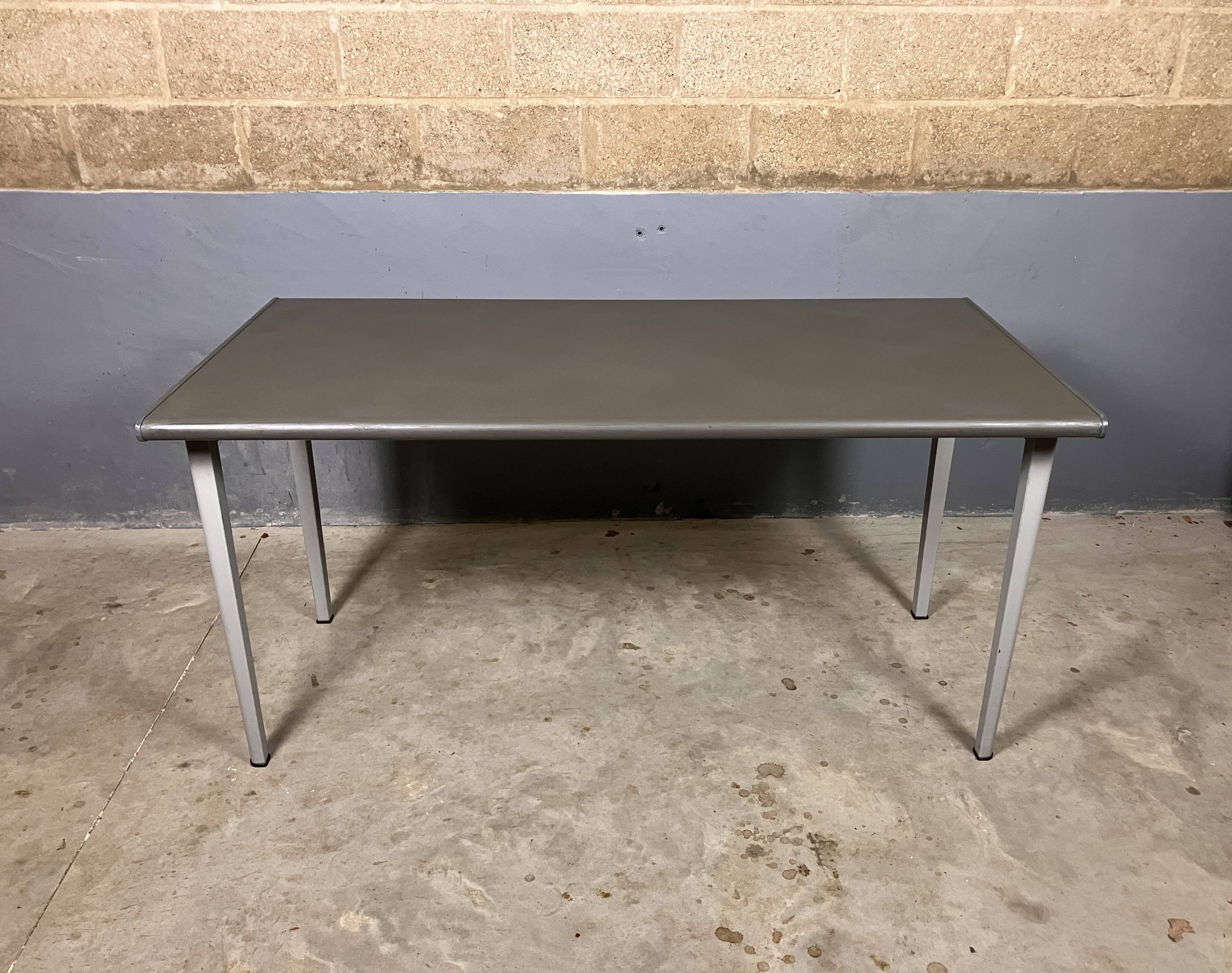 Gispen 7800 series Desk Table Kleurodesk