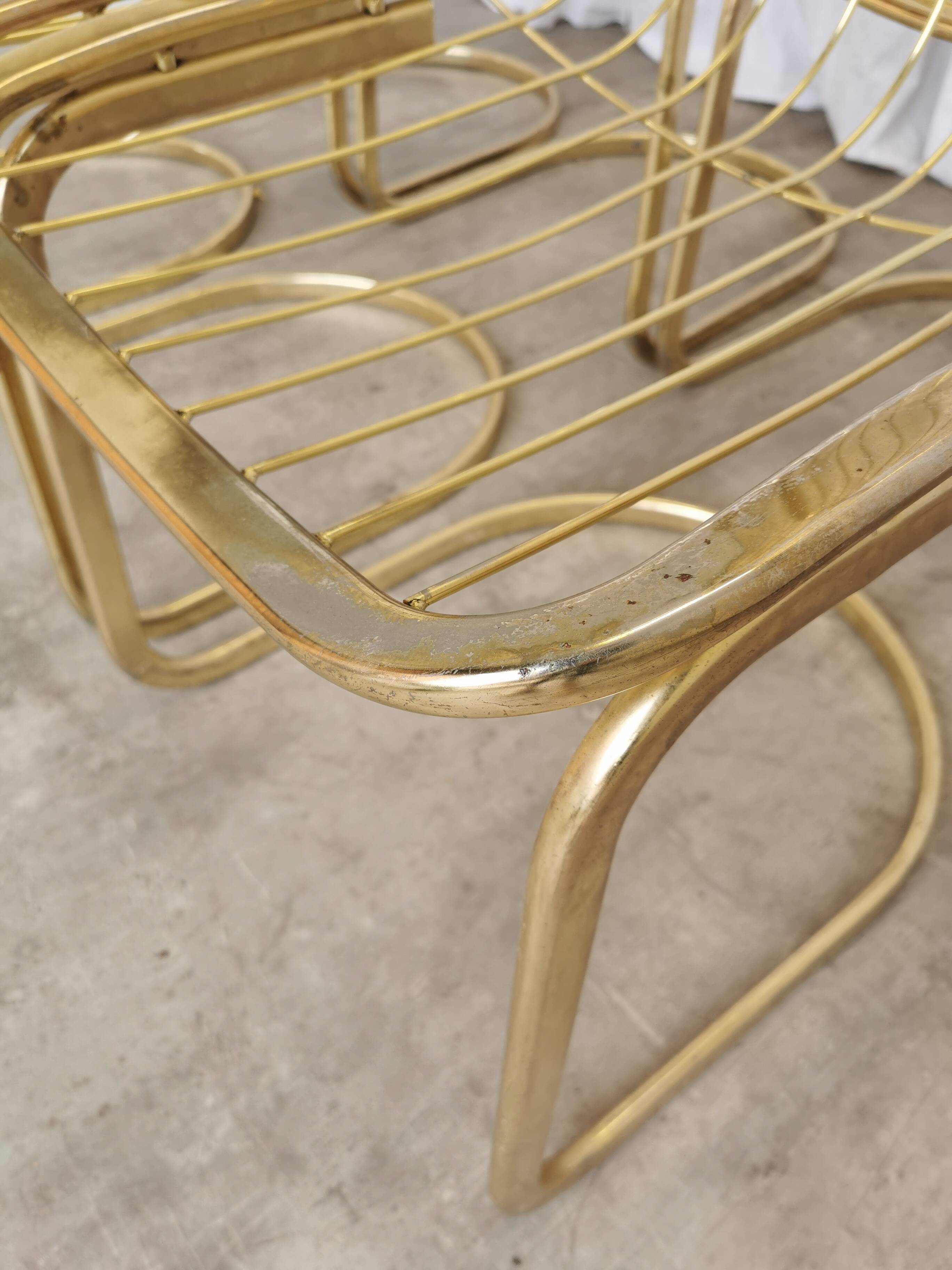 Set of 6 Vintage Gold Chrome Dining Chairs: Italian Mid-Century Design