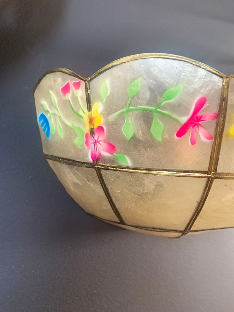 Mother-of-pearl and brass wall lamp