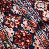 Tapis Vintage Bukhara en Laine, Années 1960, Éclat et Tradition