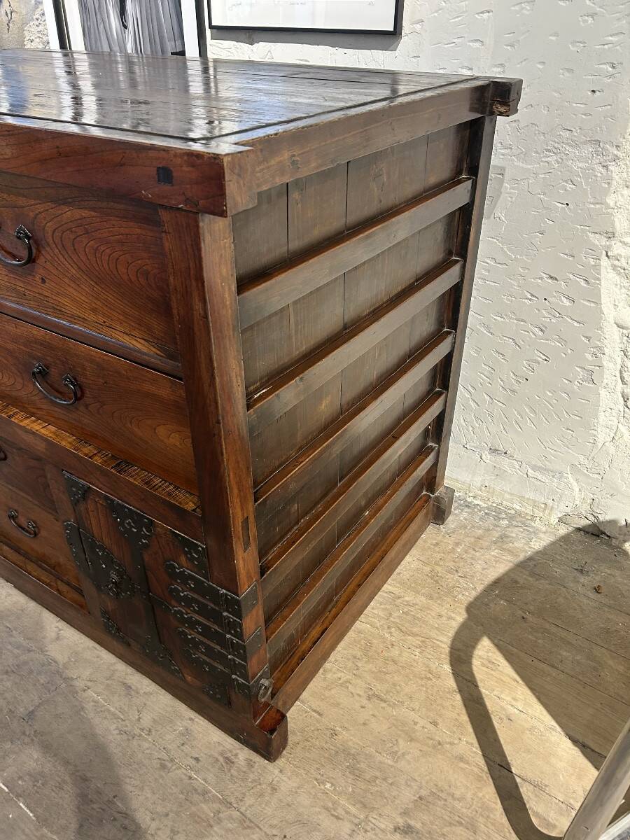 Japanese commode Todana Tansu late 19th century