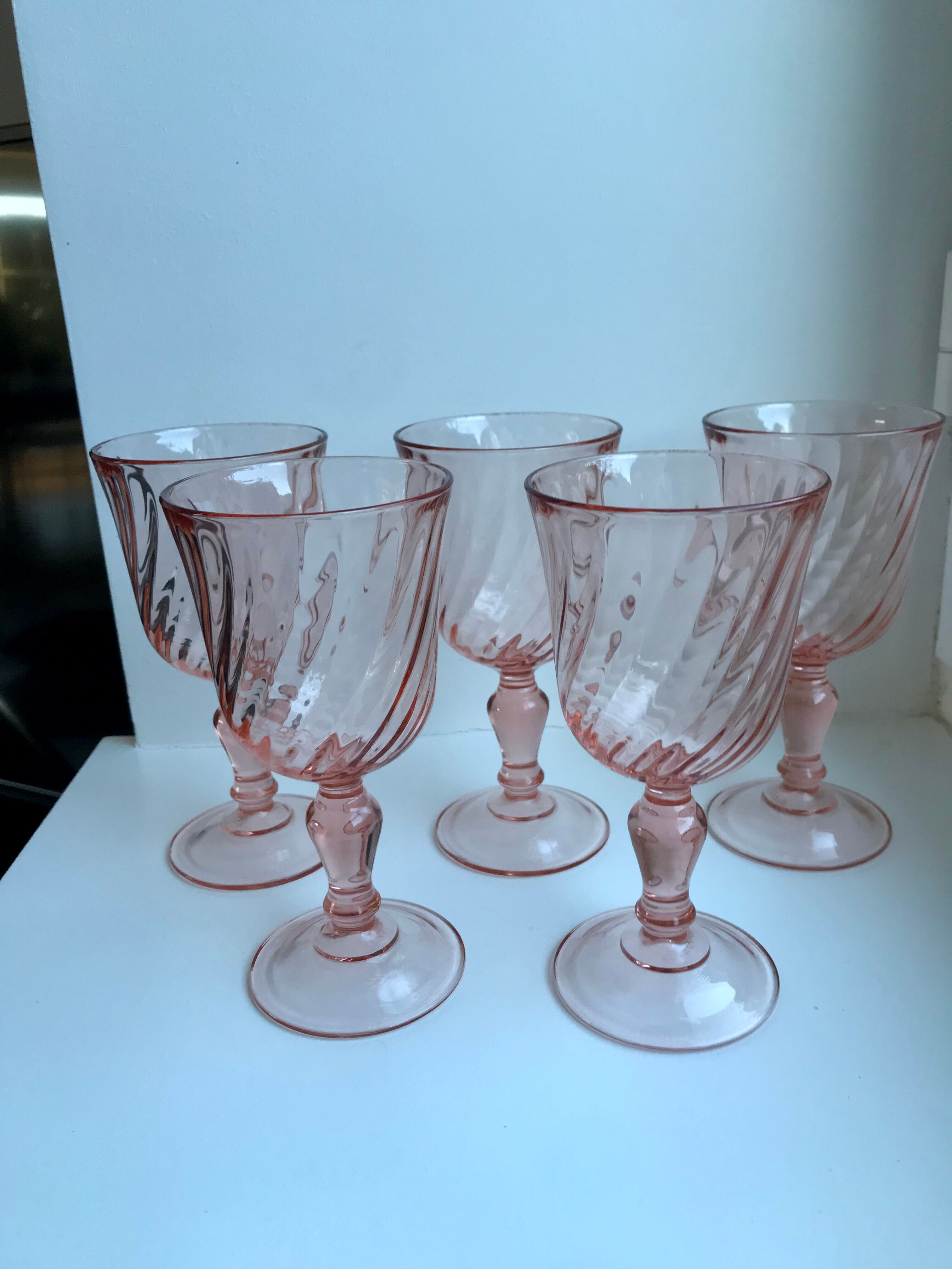 Set of 5 pink wine glasses 50s