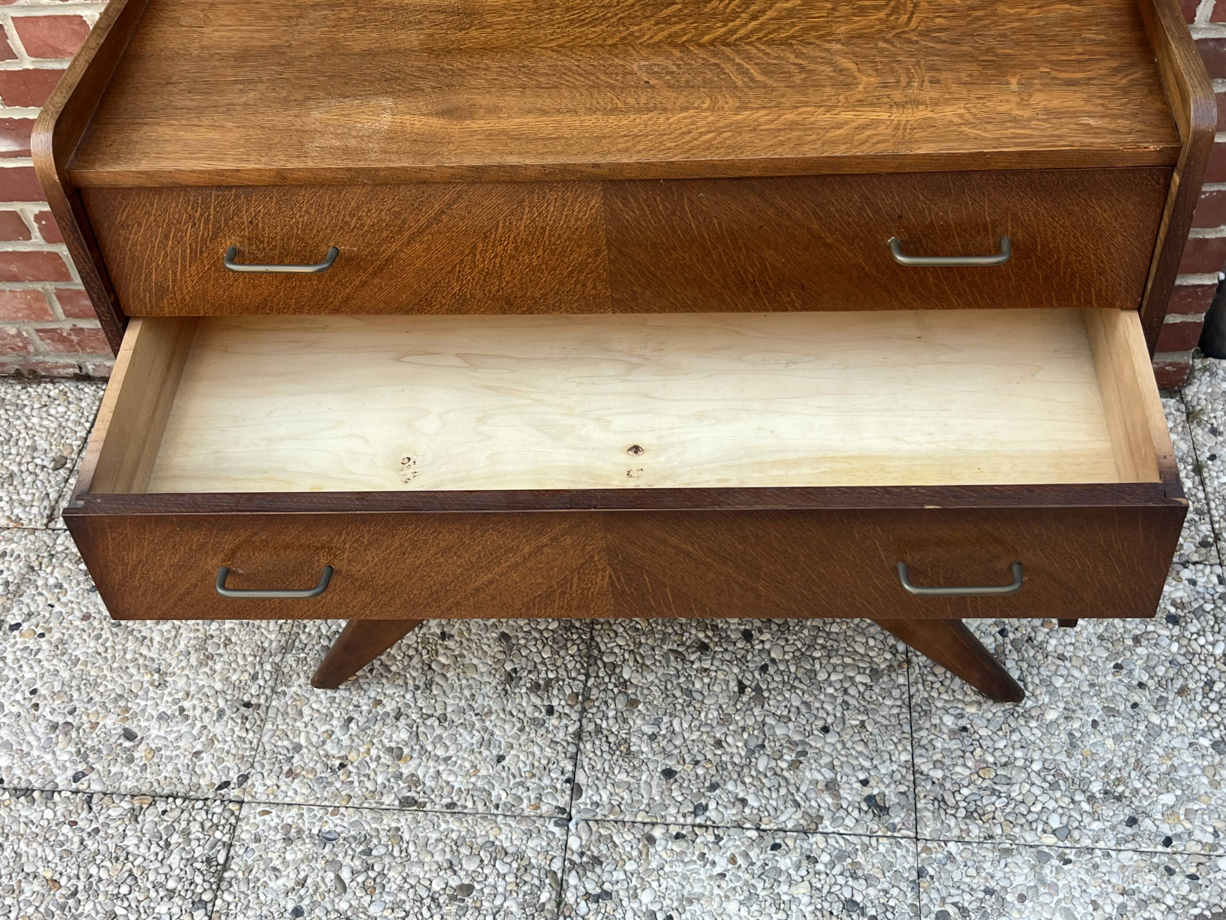 Commode vintage pieds compas