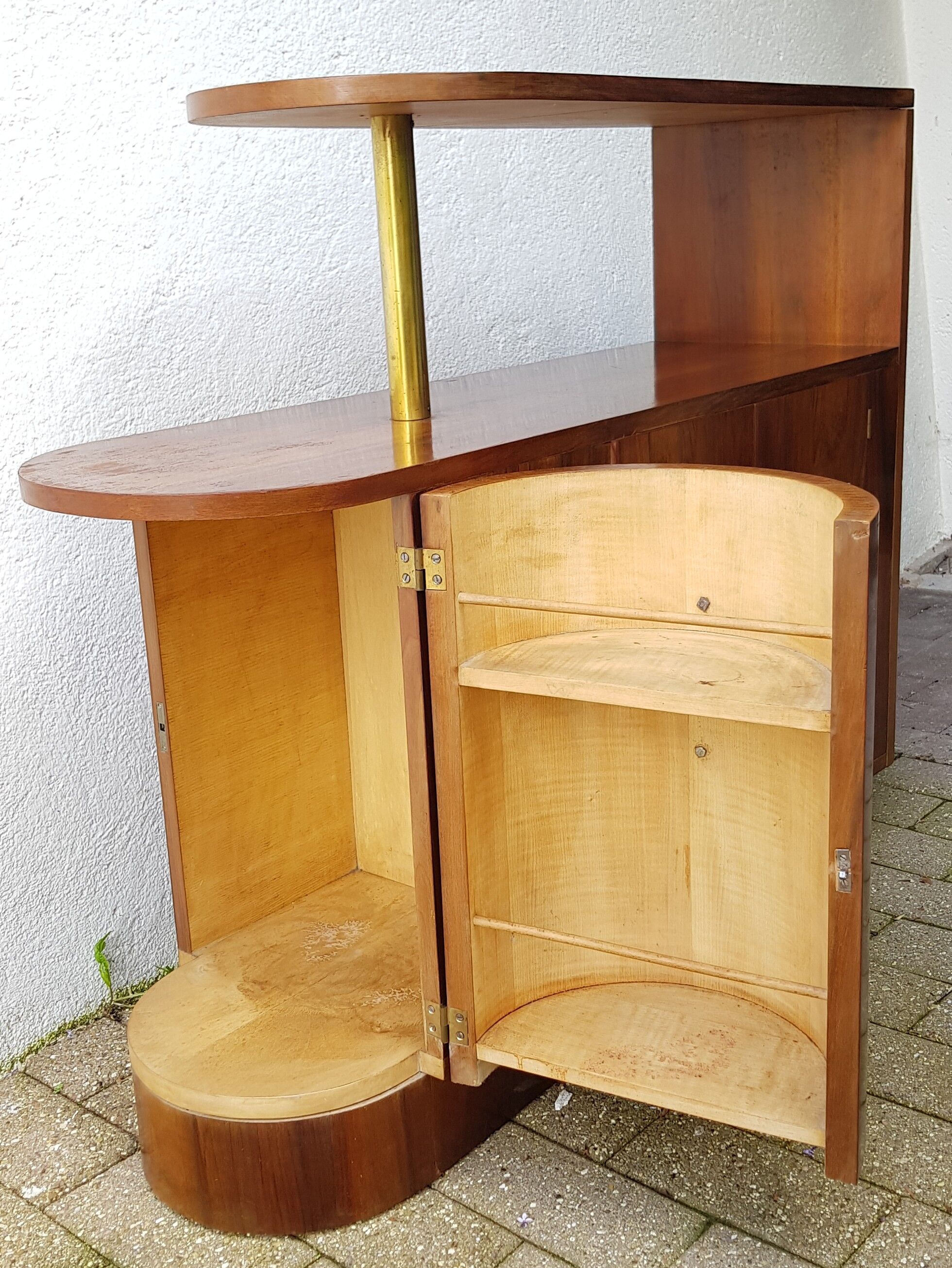 Art Deco bar furniture