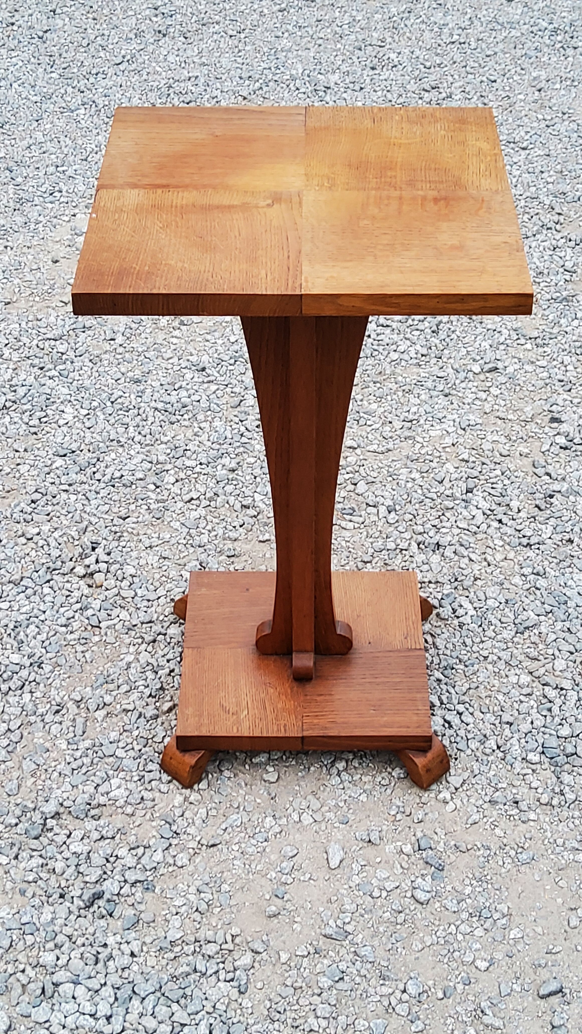 Side table pedestal table of the 50s in solid oak