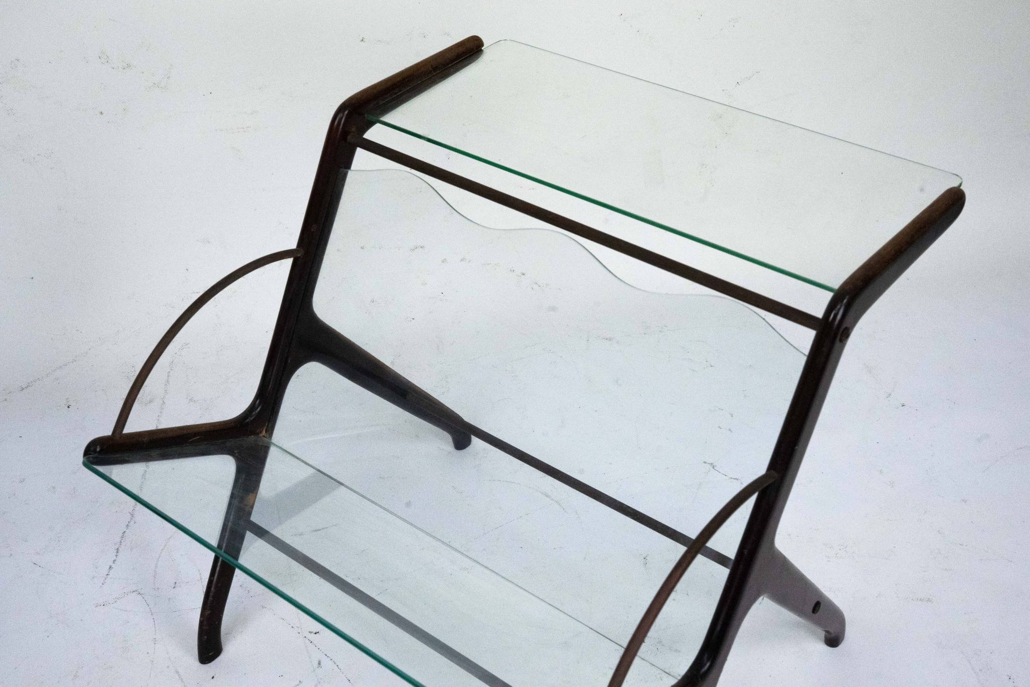 Ico Parisi Magazine Rack in Wood, Brass and Glass. Italy, 1950s
