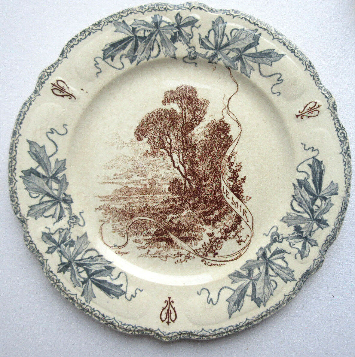 Art Nouveau plate Terre de Fer Choisy le Roi, Louis XIII model: Le Soir