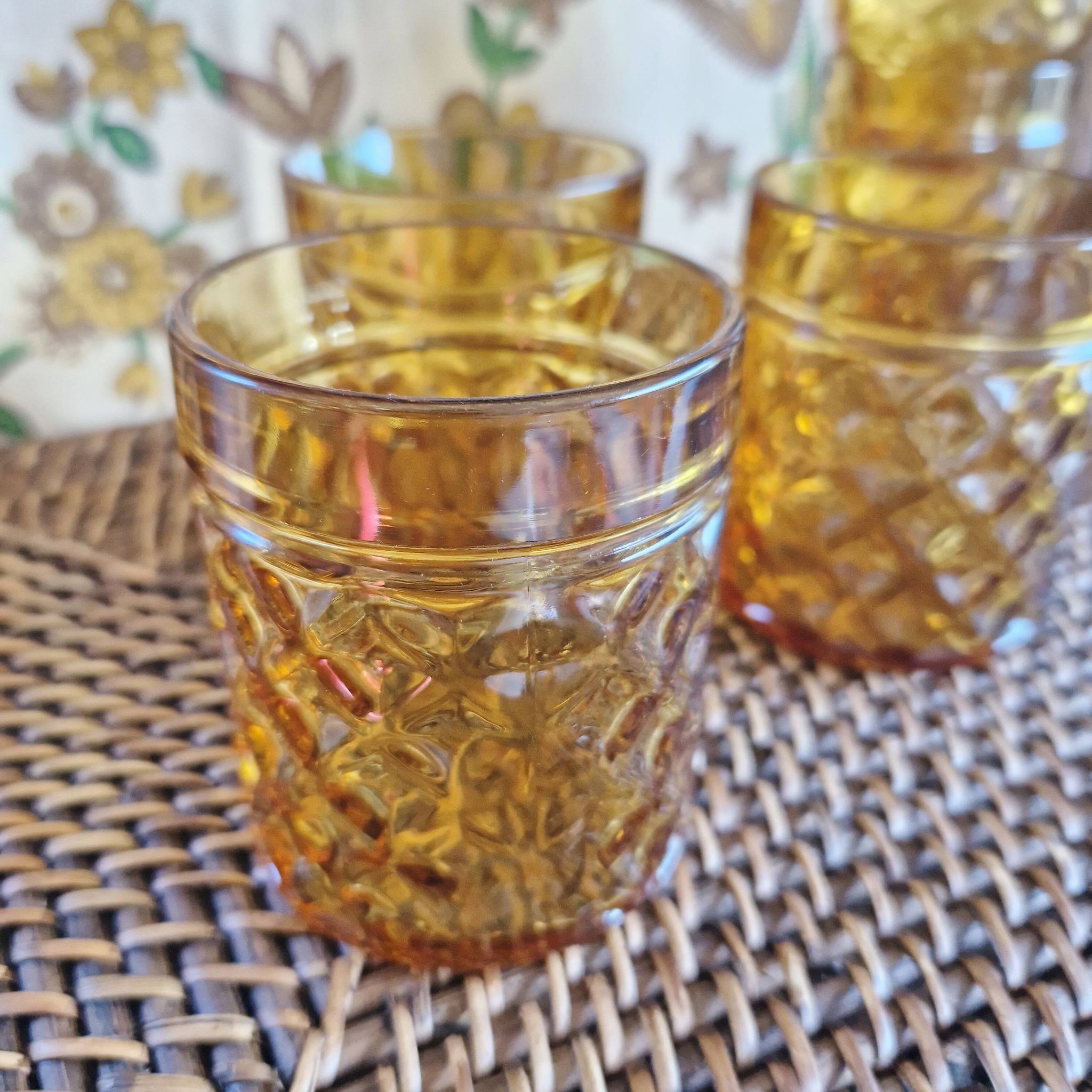 Set of 5 vintage glasses in amber yellow glass pernod france 2 assorted models