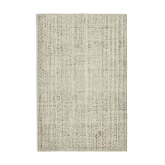 Hand-Knotted Wool Turkish Beige Carpet 176 cm x 278 cm - 38920