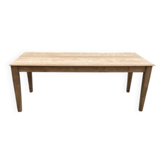 Rectangular table in raw wood