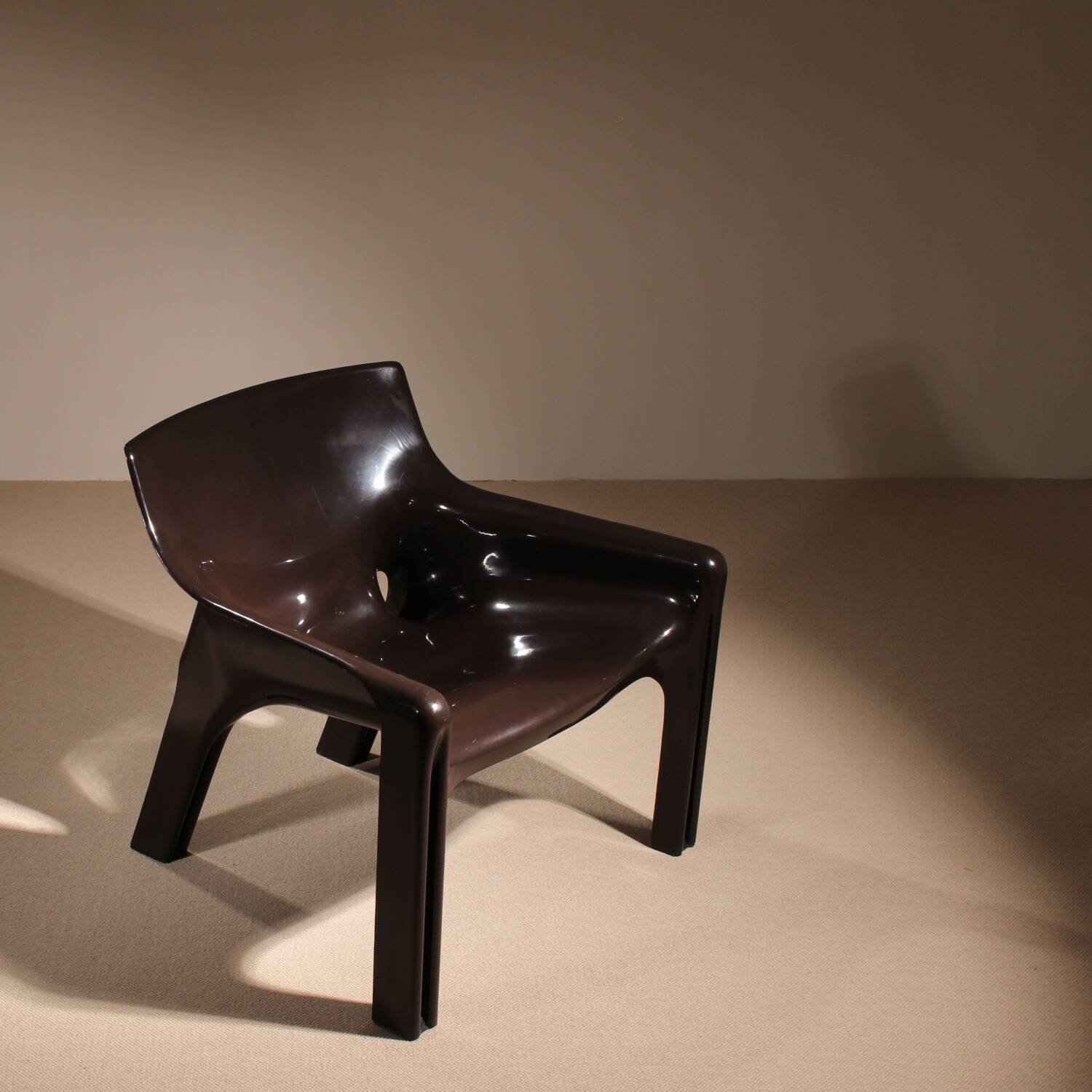 Lounge Chair ‚Vicario‘ by Vico Magistretti for Artemide | Italy 1970