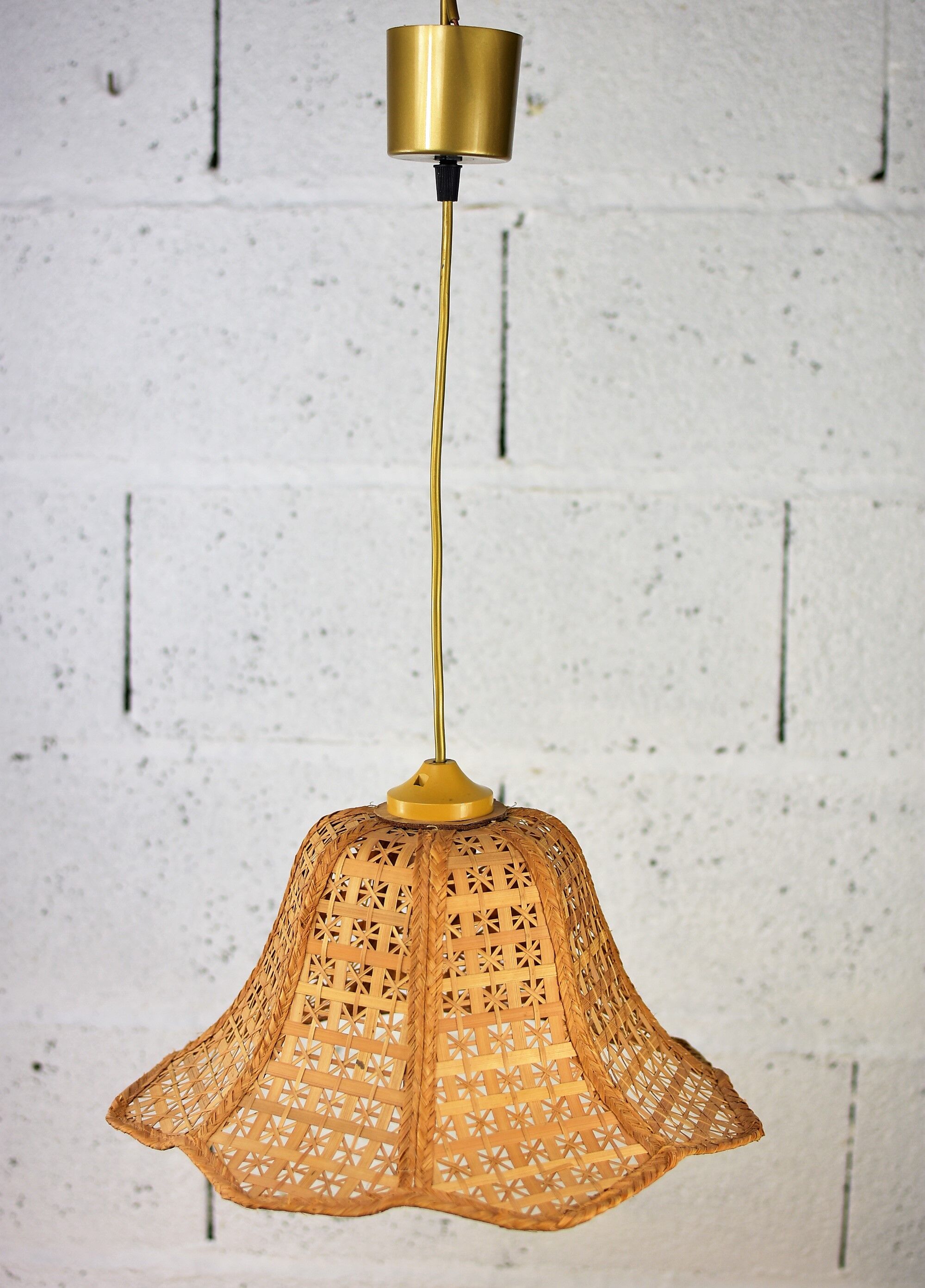 Vintage rattan pendant lamp