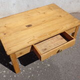 Coffee table in fir