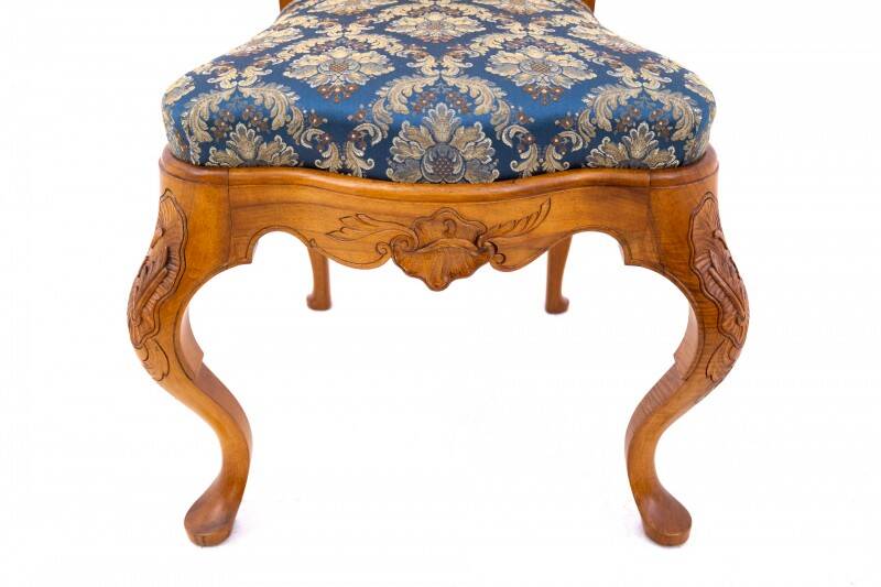 A pair of antique chairs from the late 19th century, France. After renovation.