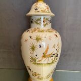 Potiche in earthenware decoration Old Moustiers XVIIIth