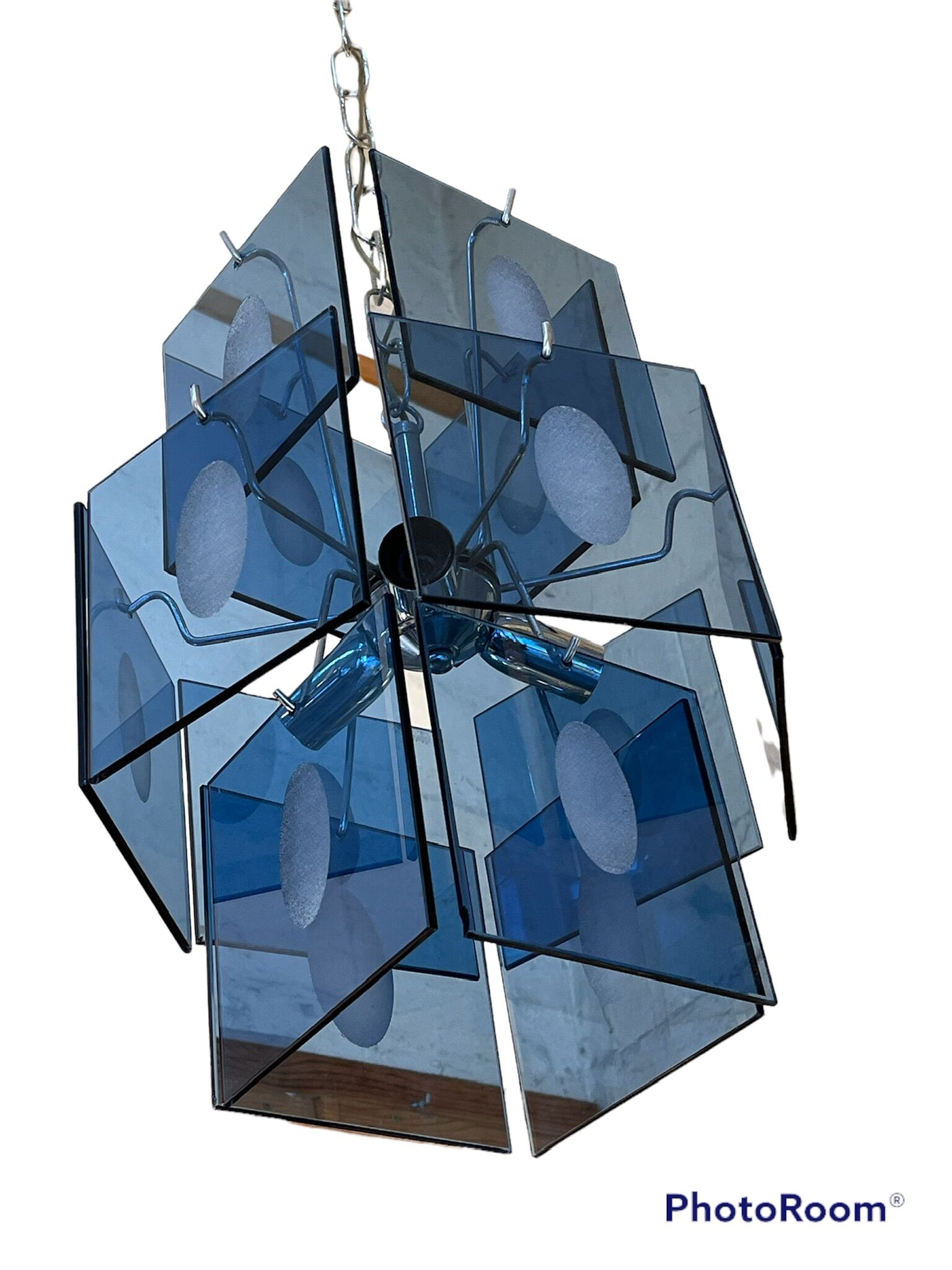 Gino vistosi rare chandelier with blue plates design 1970
