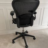 HERMAN MILLER Aeron Office Chair