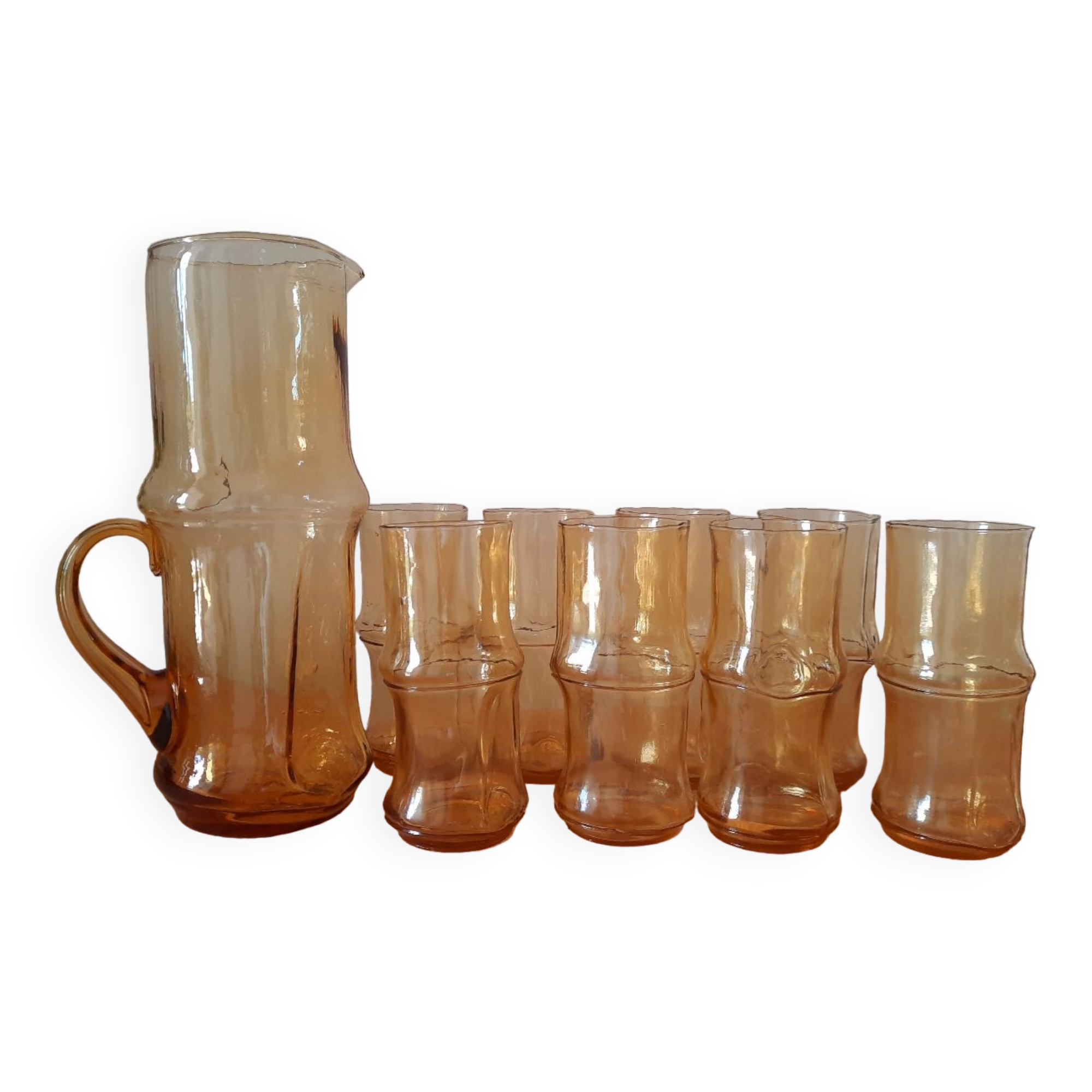Vintage amber orangeade service