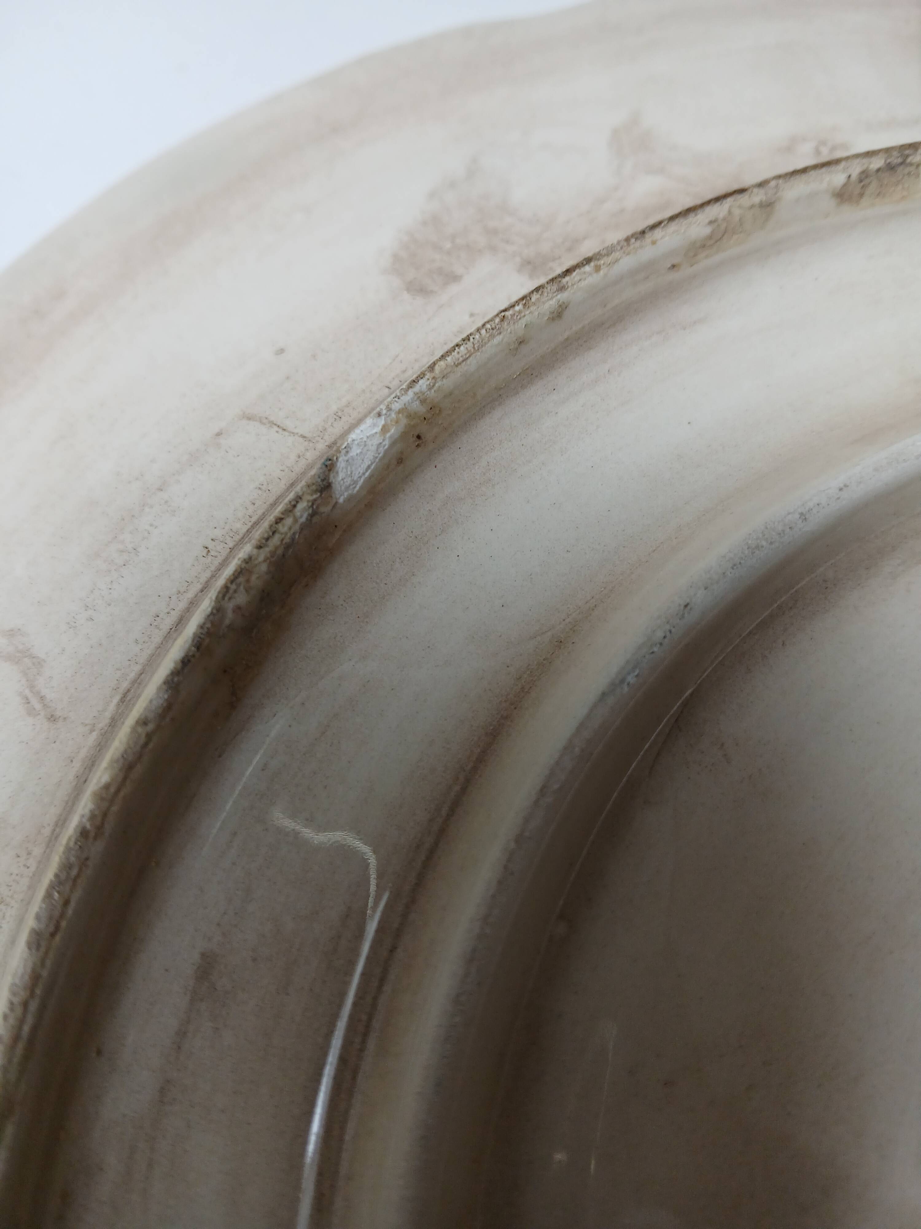 Large capodimonte dish