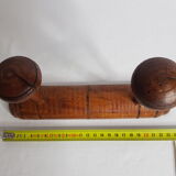 Old wooden wall coats door turned two bamboo imitation patères