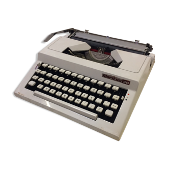 Typewriter vintage Maritsa 30 Greek keyboard