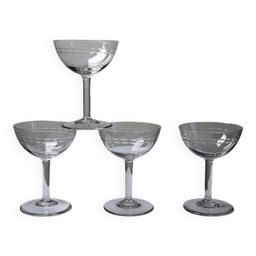 4 large engraved champagne glasses, Art Deco style from 1925-1940.