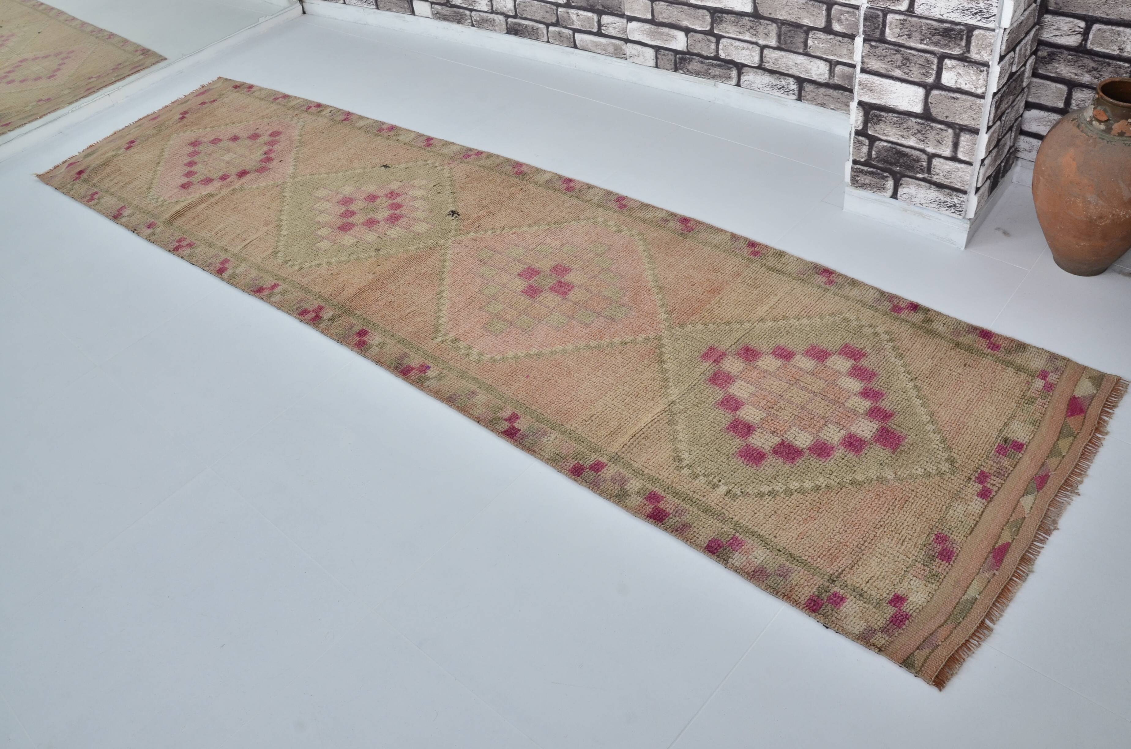 Home Living Tribal Oushak Runner sku 2199