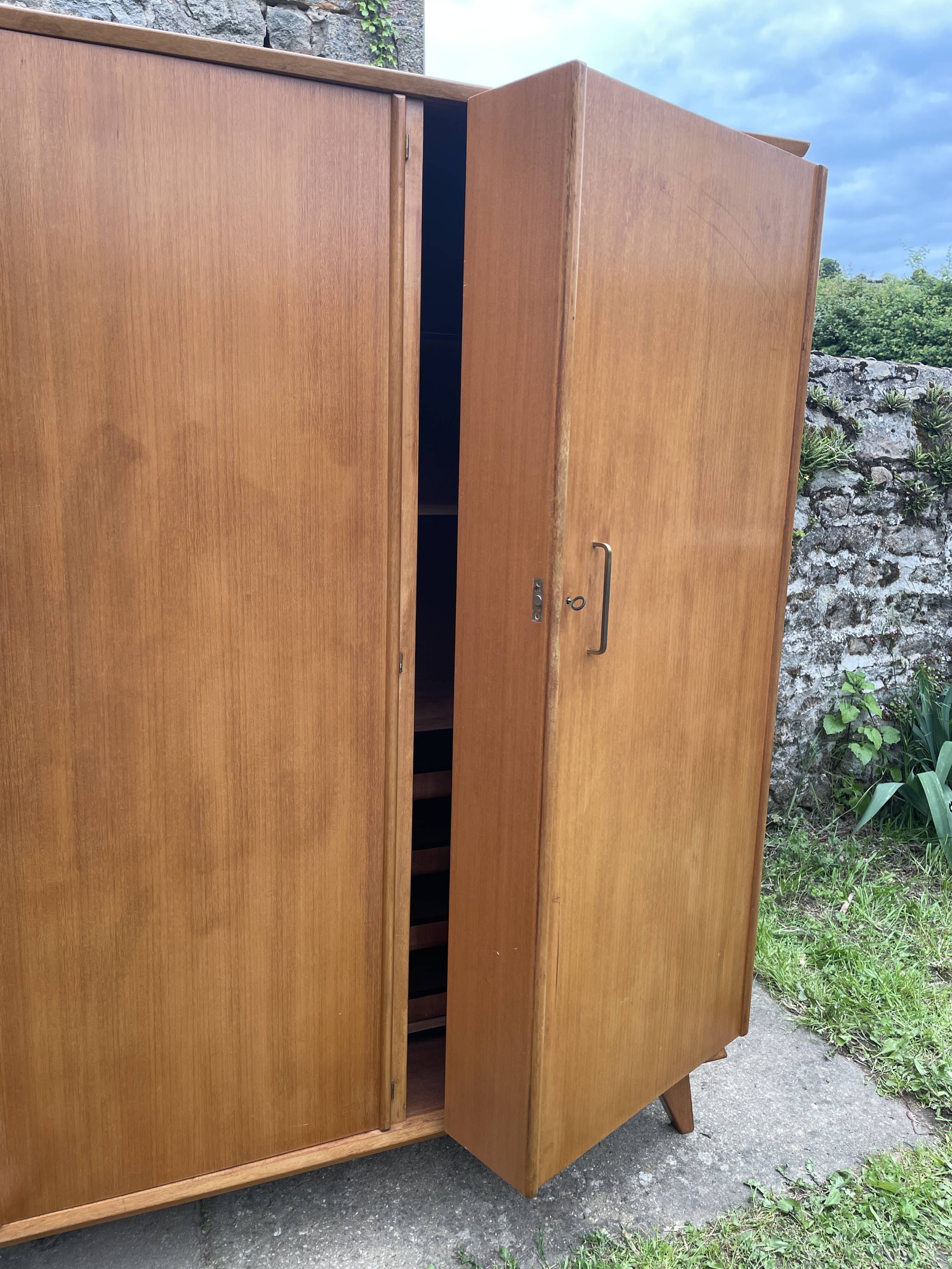 Wardrobe dressing room 1960