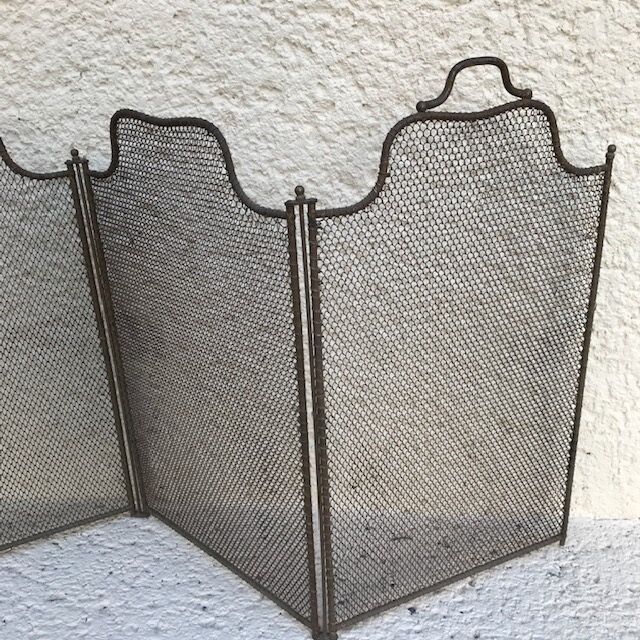 Four-pronged firewall